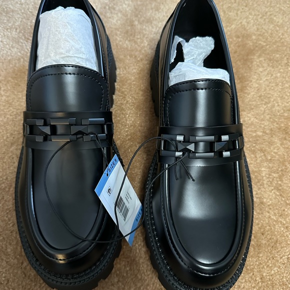 Steve Madden Ladies Chunky Black Platform Loafer NIB - Picture 12 of 14